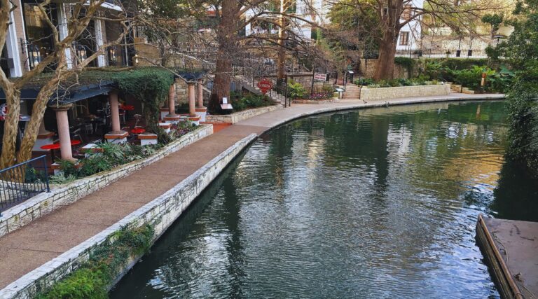 7 Easy Ways to Experience the San Antonio River Walk Like a Local