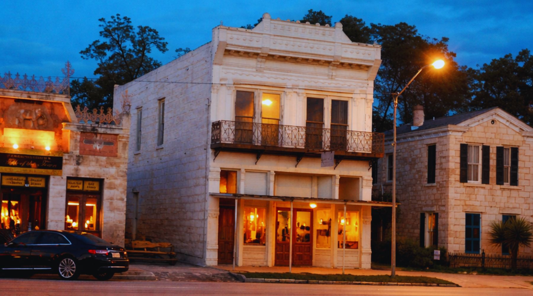 Wine tasting experience in Fredericksburg Texas Hill Country