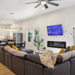 spacious-living-room-vacation-rental-san-antonio